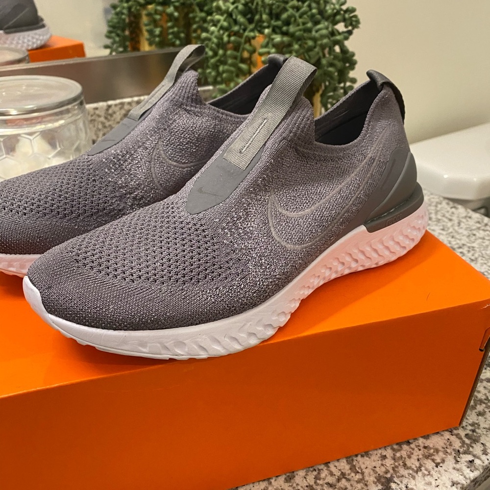 Nike epic phantom react
